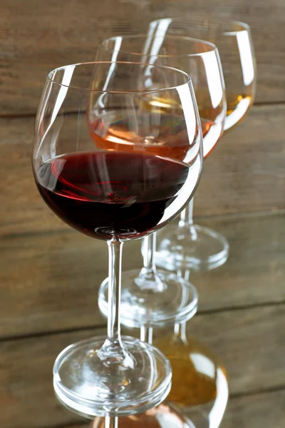 Şarap bardakları bileşimi — Stok fotoğraf