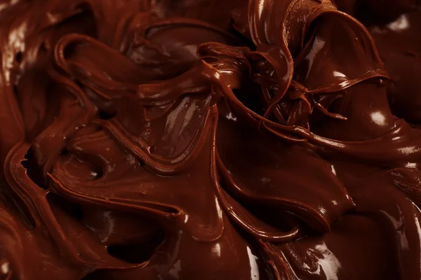 배경 두꺼운 녹아 밀크 초콜릿, 근접 — 스톡 사진