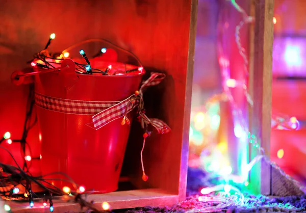 Caja de regalo brillante, primer plano — Foto de Stock