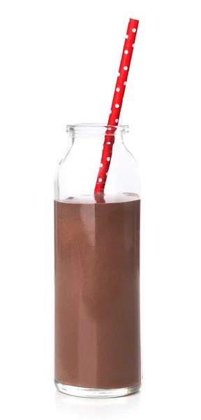 Garrafa de vidro de leite de chocolate isolado em branco — Fotografia de Stock
