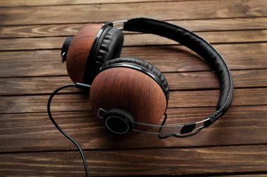 müzik kulaklık kablosu ile