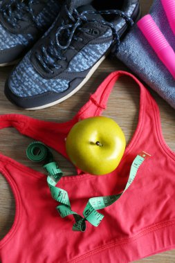 Spor giyim, Ayakkabı