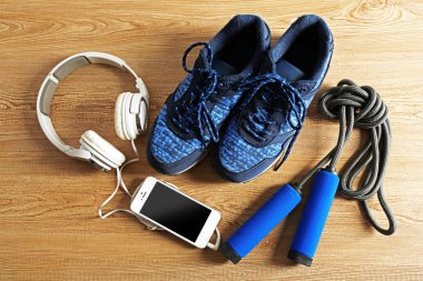 Kulaklıklar ile akıllı telefon