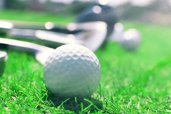 Différents clubs de golf — Photo