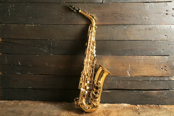 Красивий Золотий саксофон — стокове фото