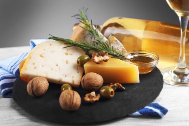 Taze peynir kompozisyon