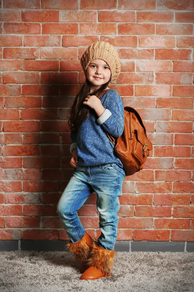 Portrait de petite fille de la mode — Photo