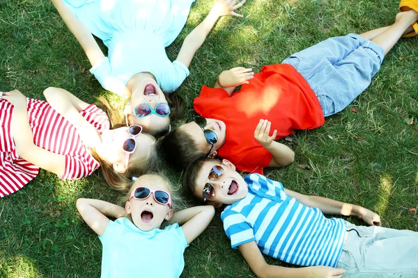 Gelukkige actieve kinderen — Stockfoto