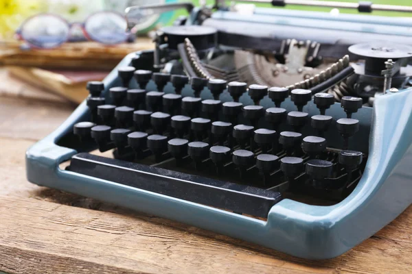 Vintage black typewriter — Stock Photo, Image