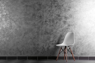 Şık beyaz sandalye 