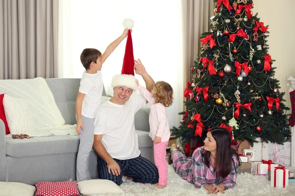 Jul familjeporträtt — Stockfoto