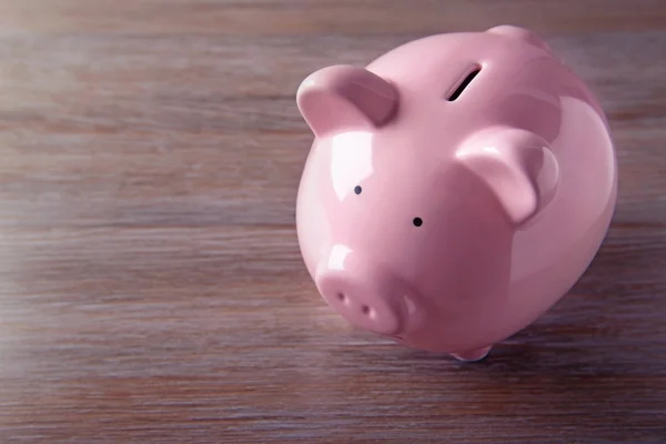 ピンクの豚の貯金箱 — ストック写真