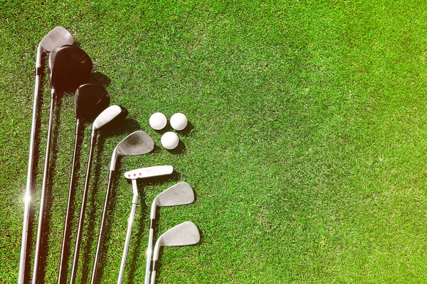 Différents clubs de golf — Photo