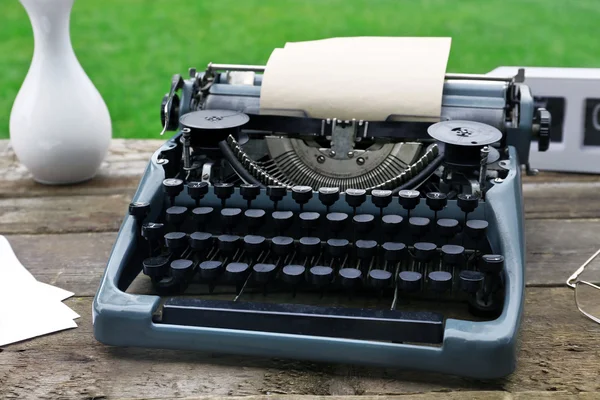 Vintage black typewriter — Stock Photo, Image