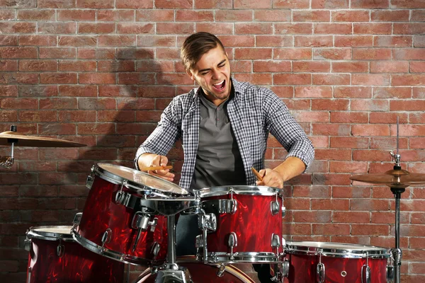 Musician playing drums — Stock Photo, Image