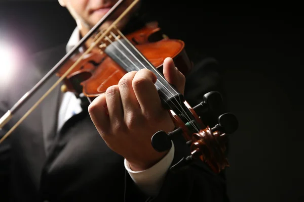 Musician plays violin — Stock Photo, Image