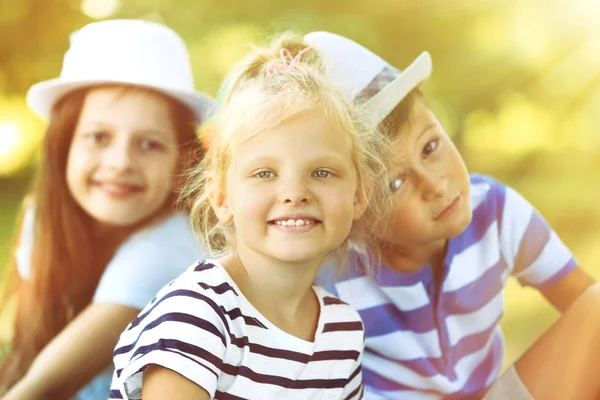 Szczęśliwe dzieci aktywnych — Zdjęcie stockowe