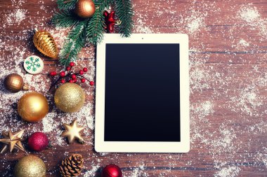 Tablet ve Noel dekor