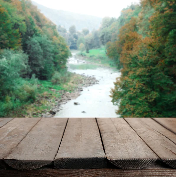 Natur Hintergrund mit Holzboden — Stockfoto