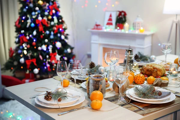 Dish set for Christmas dinner — Stock Photo, Image