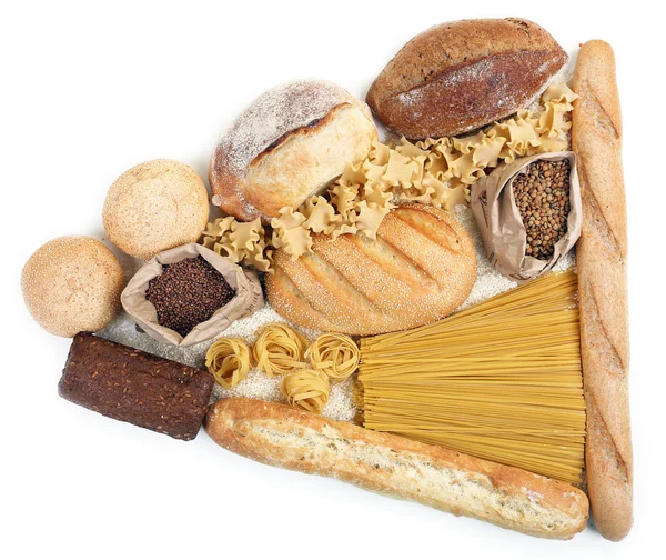 Composizione di pane misto, maccheroni e cereali su fondo bianco — Foto Stock