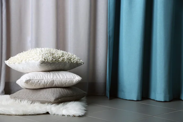 Набор декоративных подушек — стоковое фото