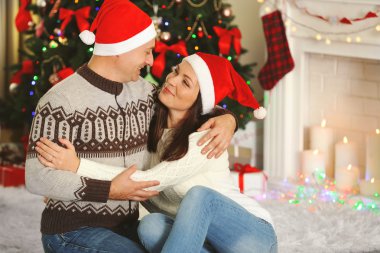 Noel ağacı, mutlu bir aile