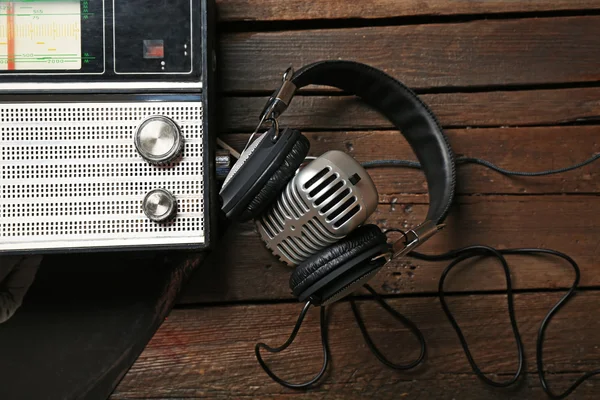 Radio with headphones and microphone — Stock Photo, Image