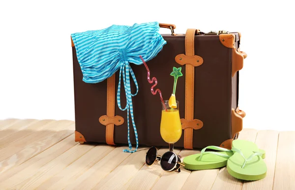 Valise con artículos de verano — Foto de Stock