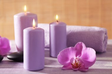 Spa çiçeklerle ayarla 