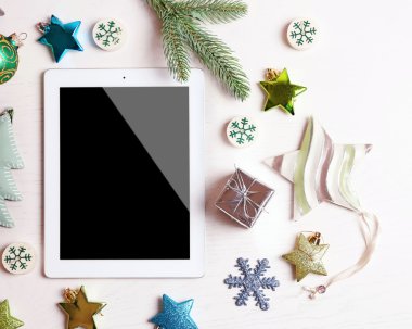 Tablet ve Noel dekor