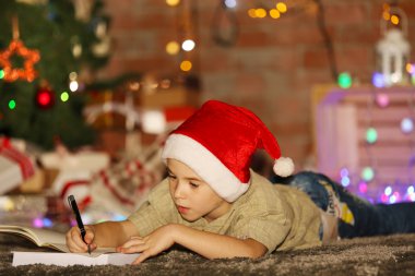 not defterinde bir Noel'de yazma çocuk