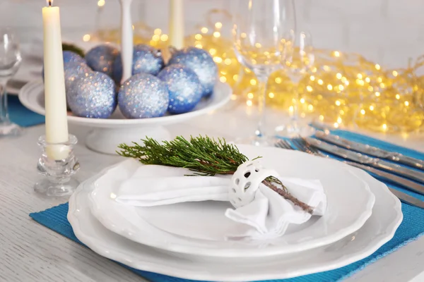 Kerst tafel dekken — Stockfoto