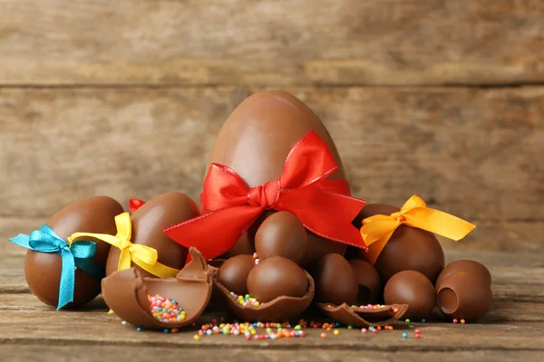 Chocolate Easter eggs — Stock Photo, Image