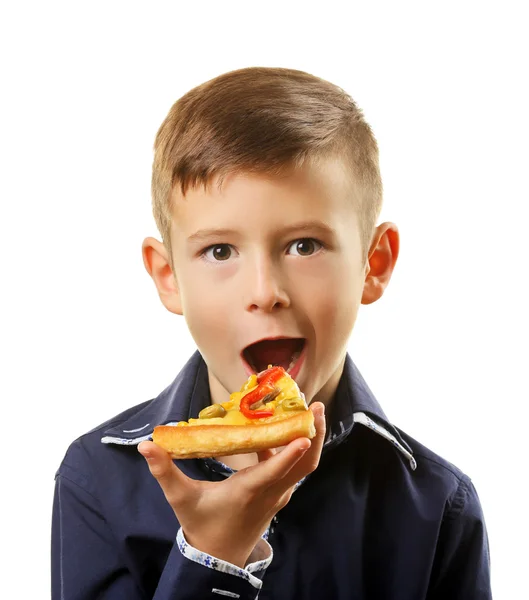 Küçük boy pizza yemek — Stok fotoğraf