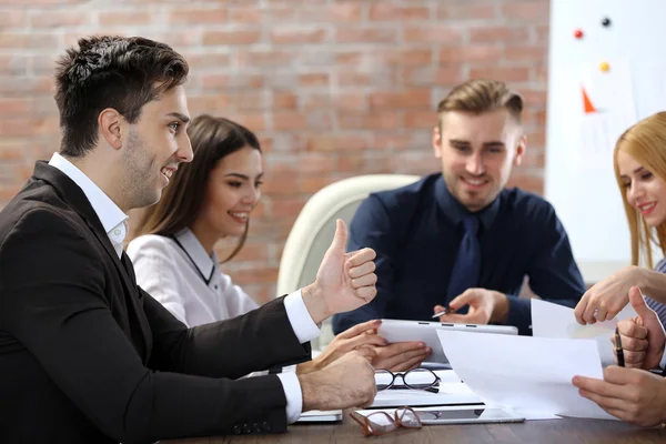 Vergadering in de vergaderzaal — Stockfoto