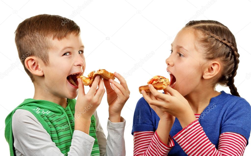 Children eating pizza  