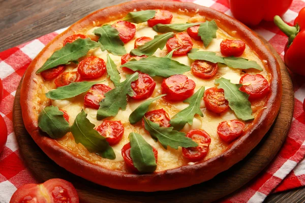 Pizza Margherita, close-up — Stockfoto