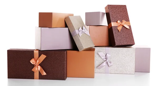 Gyönyörű barna és ezüst karácsonyi ajándékok — Stock Fotó