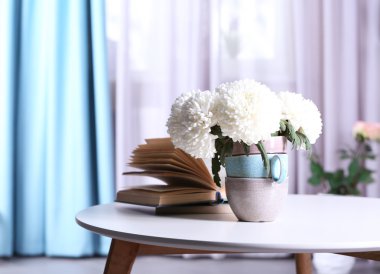 güzel çiçek vazosu