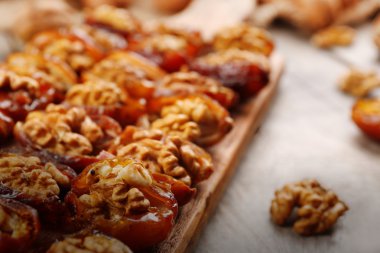 Ceviz, tarihi meyve masada