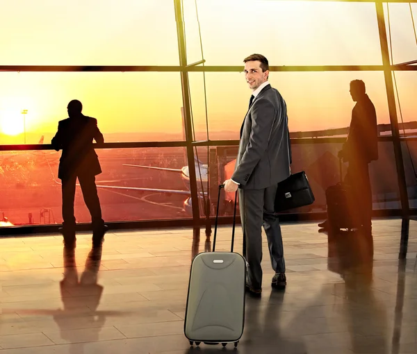 Business man in hall of airport — Stock Photo, Image