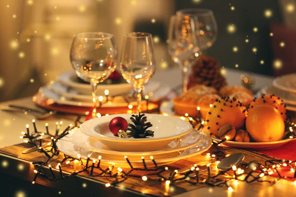 Kerst tafel dekken — Stockfoto