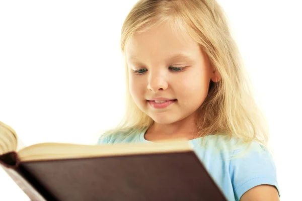 Belle petite fille avec livre — Photo