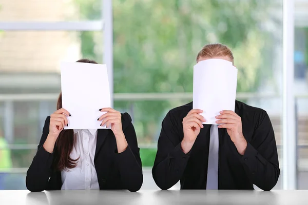 Tv-anker opleiding voor het vertellen van nieuws — Stockfoto