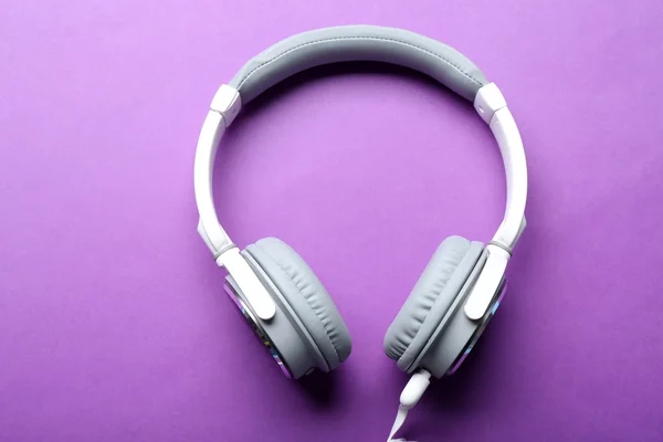 Auriculares blancos y grises — Foto de Stock