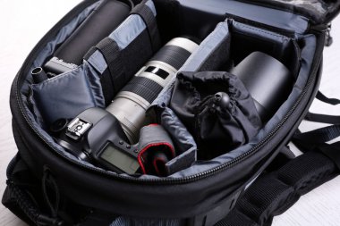 Fotoğrafçının ekipman katta 