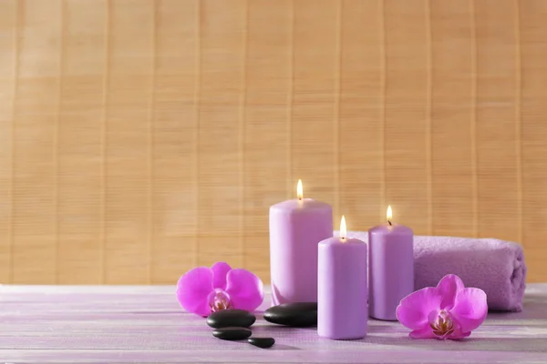 Spa set with flowers — Stock Photo, Image