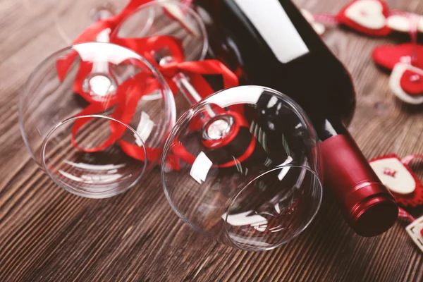 와인 병 과 잔 — 스톡 사진