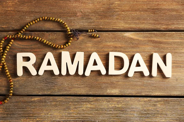 Εικόνα του λέξη Ραμαζάνι με Ροζάριο — Φωτογραφία Αρχείου